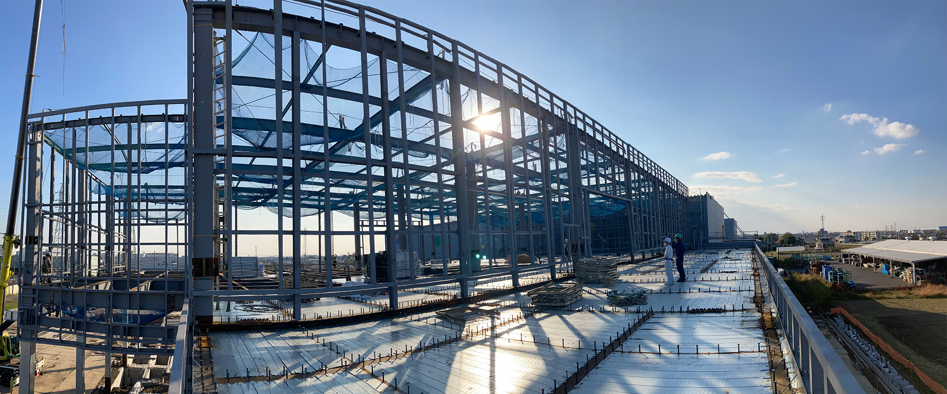 鉄への情熱と技術力で支える、小里工業の精密な施工現場。